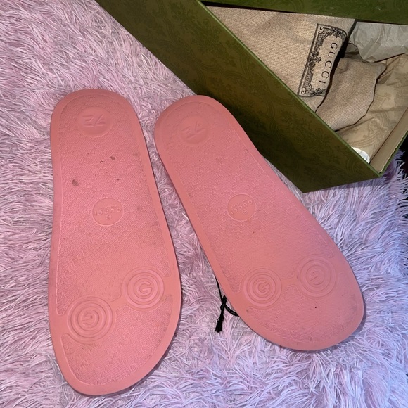Pink Gucci slides - Picture 5 of 5